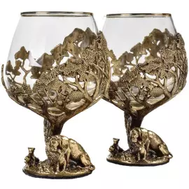 Set for cognac "Lioness" for 2 persons, in a wooden box