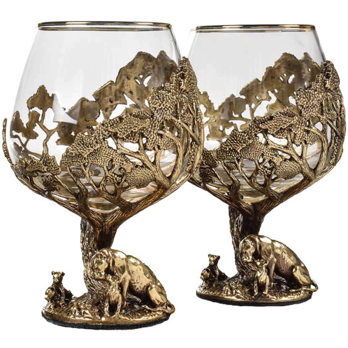 Set for cognac "Lioness" for 2 persons, in a wooden box