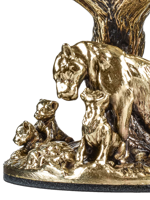 Set for cognac "Lioness" for 2 persons, in a wooden box