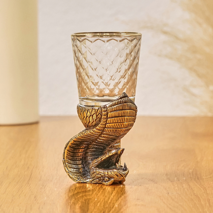 A set of stacks of Snake shifters for 3 people, in a box