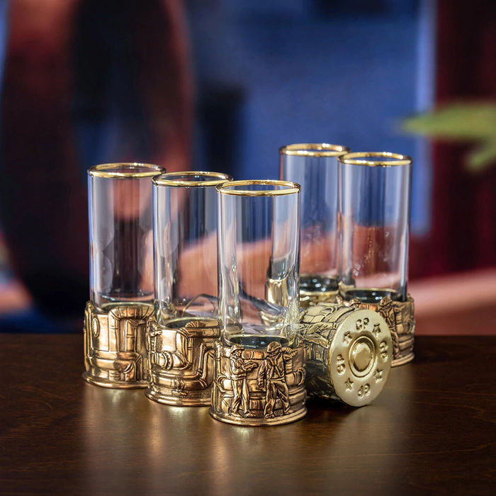 Gazovik vodka set for 6 people, in a wooden box