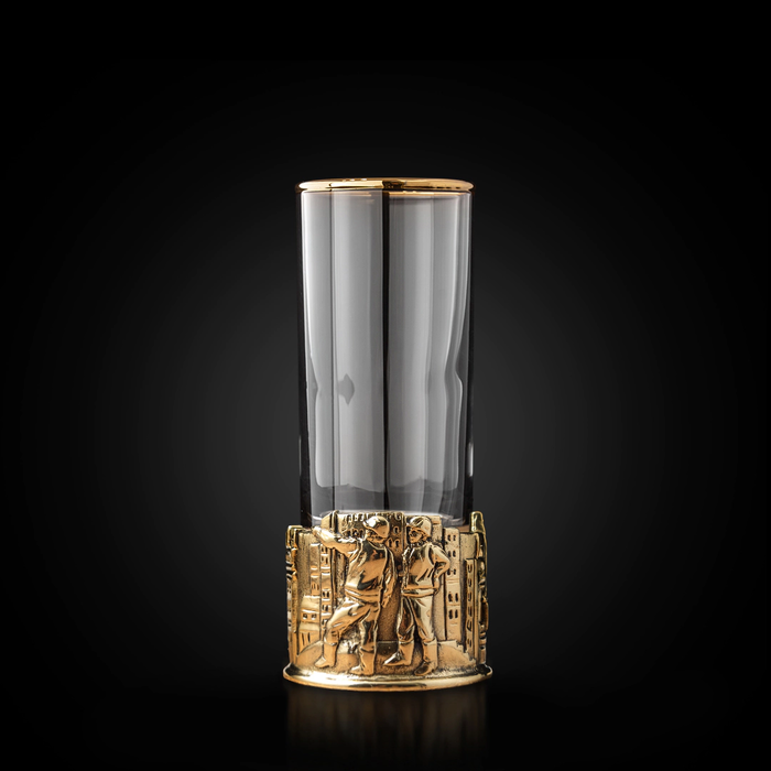The Builder vodka set for 6 people, in a black gift box