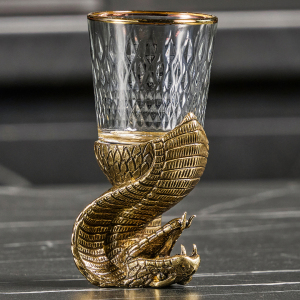 A set of stacks of Snake shifters for 6 people, in a box
