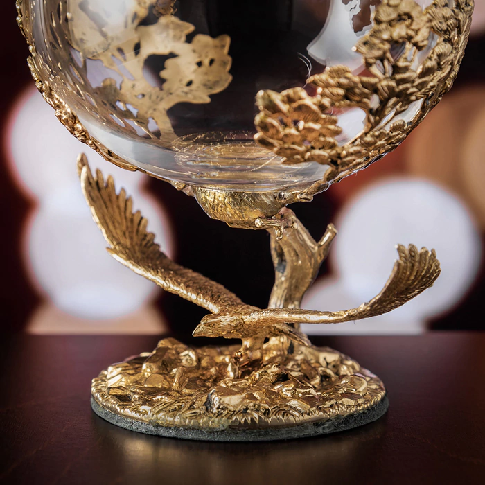 Set for cognac "Soaring Eagle" for 4 persons, in a wooden box