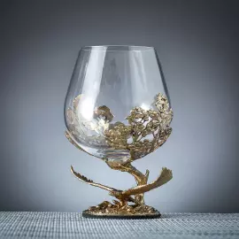 Set for cognac "Soaring Eagle" for 4 persons, in a wooden box