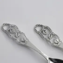 Набор кофейных чашек из серебра "Листопад" на 2 персоны, с ложками Набор кофейных чашек из серебра "Листопад" на 2 персоны, с ложками