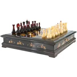 Шахматный ларец из мореного дуба и янтаря Шахматный ларец из мореного дуба и янтаря