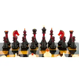 Шахматный ларец из мореного дуба и янтаря Шахматный ларец из мореного дуба и янтаря