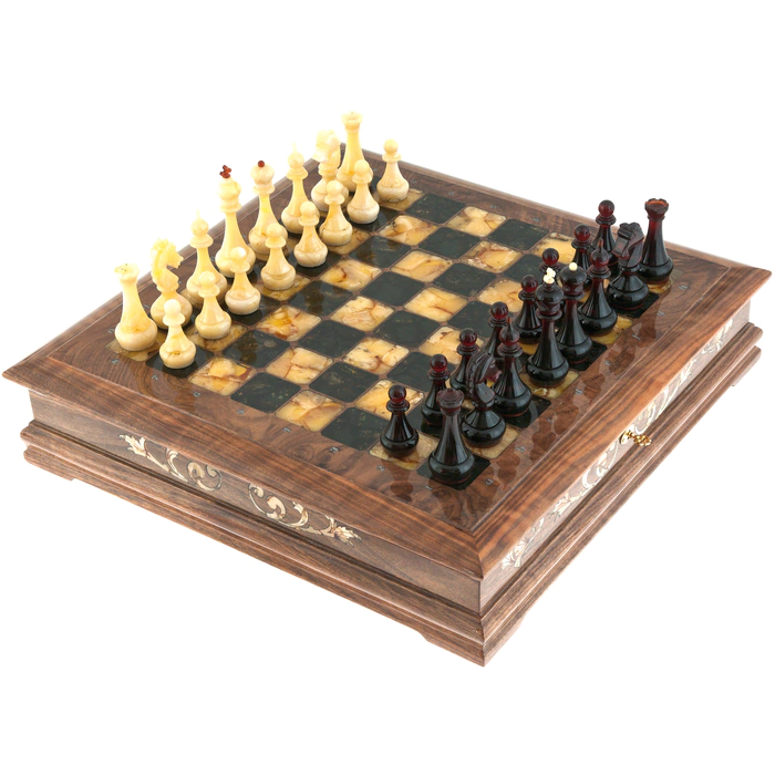 Chess chest made of walnut root "Amber"