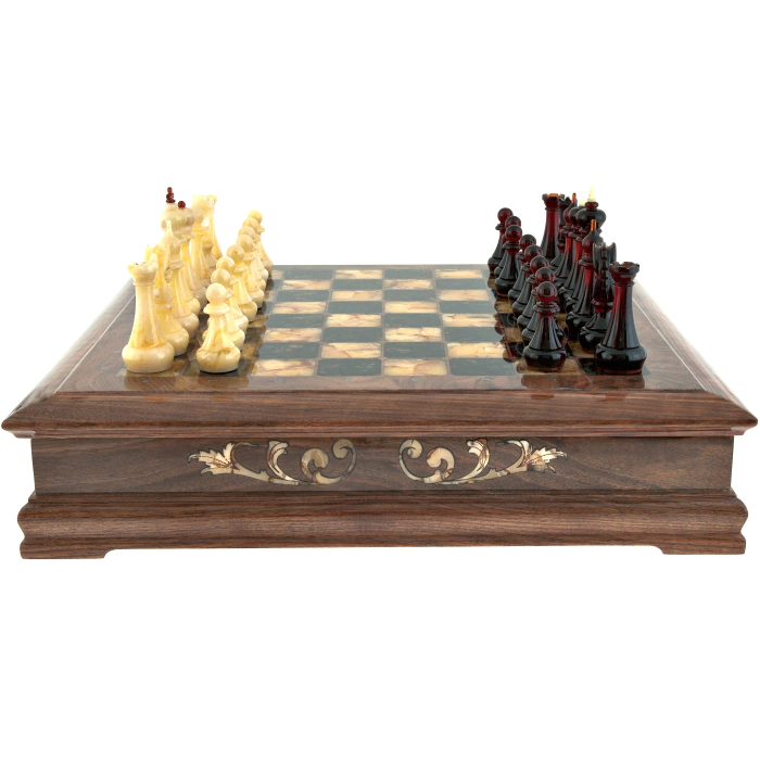 Chess chest made of walnut root "Amber"
