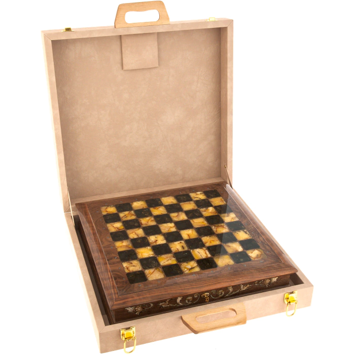 Chess chest made of walnut root "Amber"