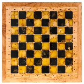 Шахматный ларец из карельской березы "Янтарный" Шахматный ларец из карельской березы "Янтарный"