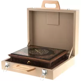 Шкатулка из янтаря "Коран"