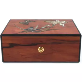 Шкатулка из янтаря "Лето" в индивидуальном кейсе