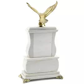 Часы каминные из эвдиалита и мрамора "Орёл"