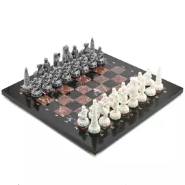 Шахматы из креноида и долерита "Северные народы" с фигурами из мрамолита