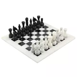 Шахматы из белого мрамора и черного оникса "Премиум"