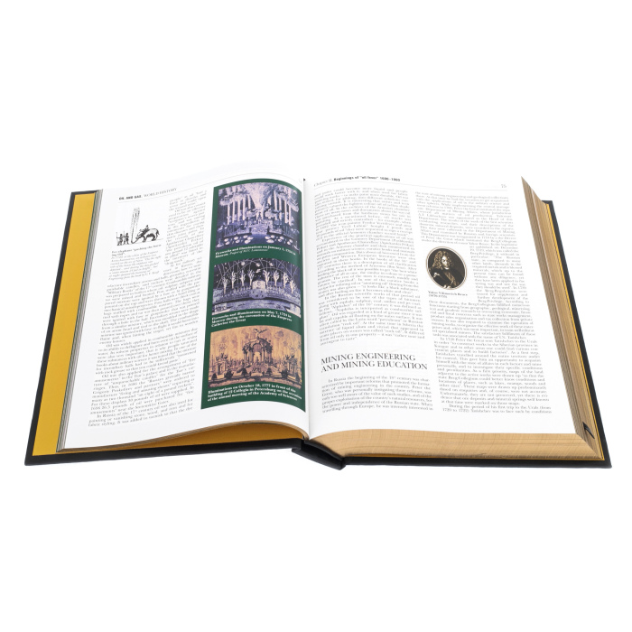 Книга в кожаном переплете "Oil and gas. World history" на английском языке