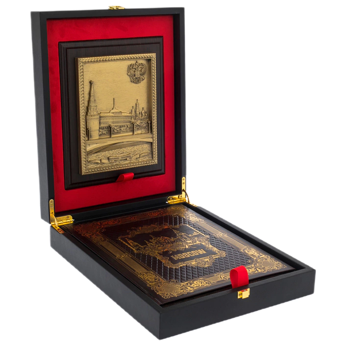 Gift set "Moscow in English" with a plaque "Moscow – Kremlin"