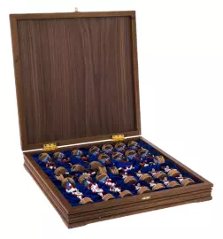 Шахматы из дуба искусственного морения  "Хоккей. СССР — Канада"