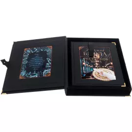 Книга в кожаном переплёте "Лучшие блюда и рестораны мира" в коробе