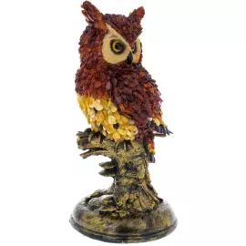 Sculpture of amber "Owl"