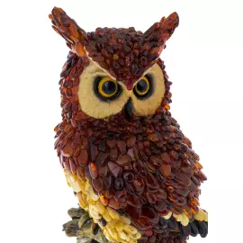 Sculpture of amber "Owl"