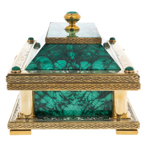 Malachite casket "Izisk" Zlatoust