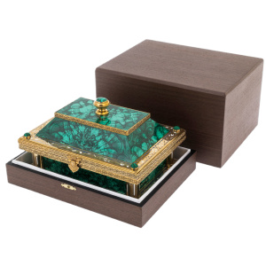 Malachite casket "Izisk" Zlatoust