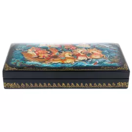 Шкатулка "Тройка" Голубева, Холуй