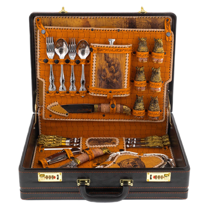Luxury picnic gift set. The Bear for 6 people