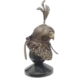 Статуэтка из бронзы "Сокол" на подставке из змеевика