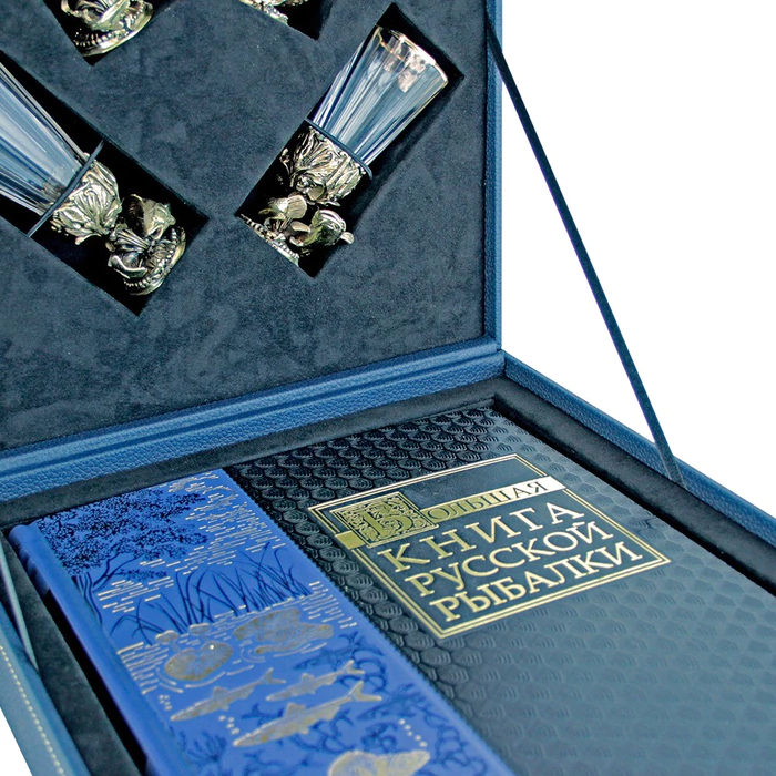 Gift set with the book "Rich catch" and glasses
