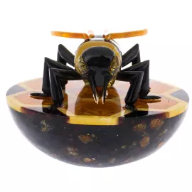 Сувенир из янтаря "Пчела"