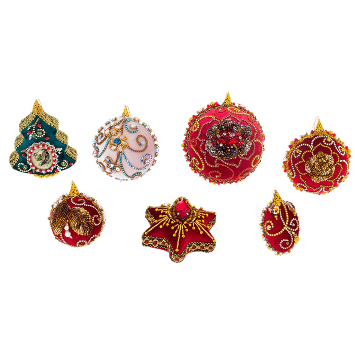 Set of Christmas tree toys "Festive" in a gift box