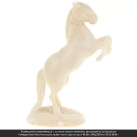 Изделие из клыка моржа "Рысак на дыбах"