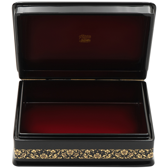 The box "The Swan Princess" by Deryuzhenko, Fedoskino