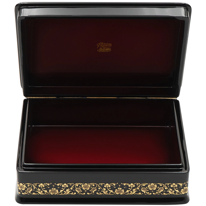 The box "The Swan Princess" by Deryuzhenko, Fedoskino