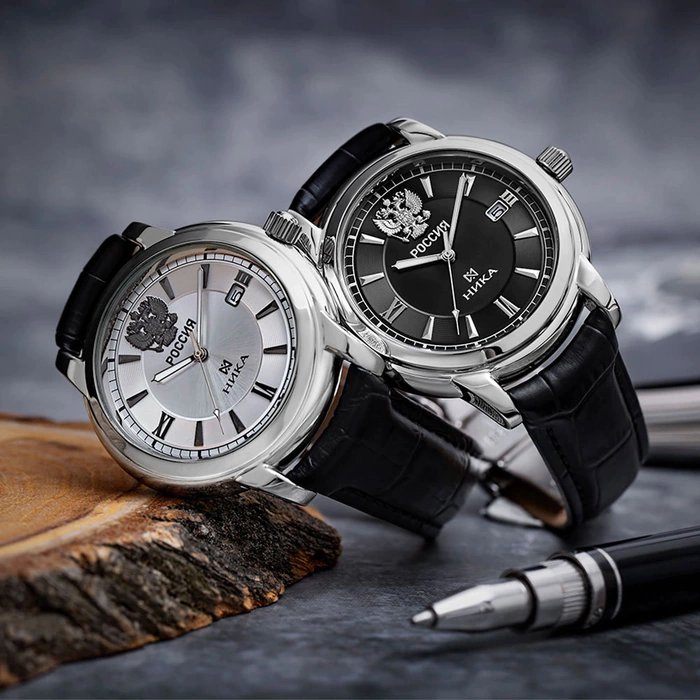 "Celebrity" wrist watch with black strap