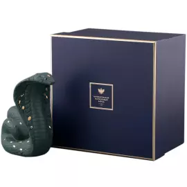 Скульптура фарфоровая "Кобра. Нефрит" в подарочной коробке