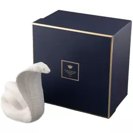 Скульптура фарфоровая "Кобра" в подарочной коробке