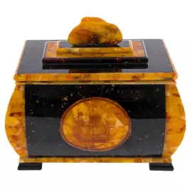 Ларец из янтаря "Санкт-Петербург"