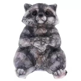 Скульптура из камня "Енот"