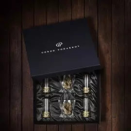 Набор для крепких напитков: 4 стопки патрон "Дракон", 2 бокала для виски "Квадро - Дракон" в черной упаковке