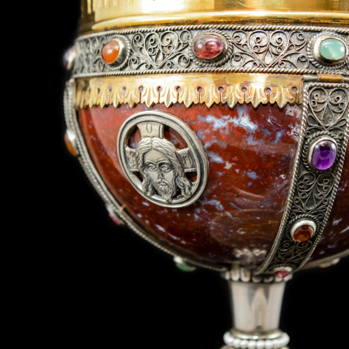 A unique bowl made of silver, gemstones and pearls