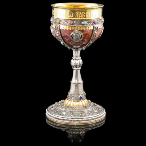 A unique bowl made of silver, gemstones and pearls