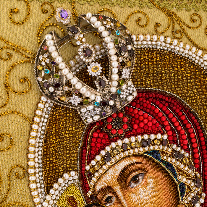 Embroidered icon of Our Lady of Feodorovskaya in a kiosk