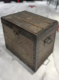 Louis Vuitton travel chest of the late 19th century