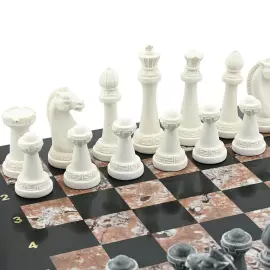 Шахматы подарочные "Стаунтон" с фигурами из мрамолита