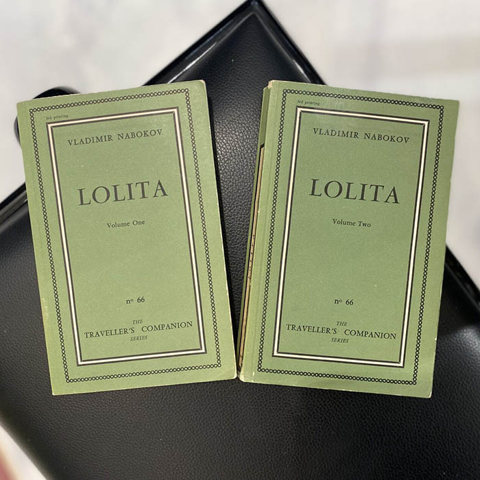 Книга "Лолита"  Набоков В. На английском языке